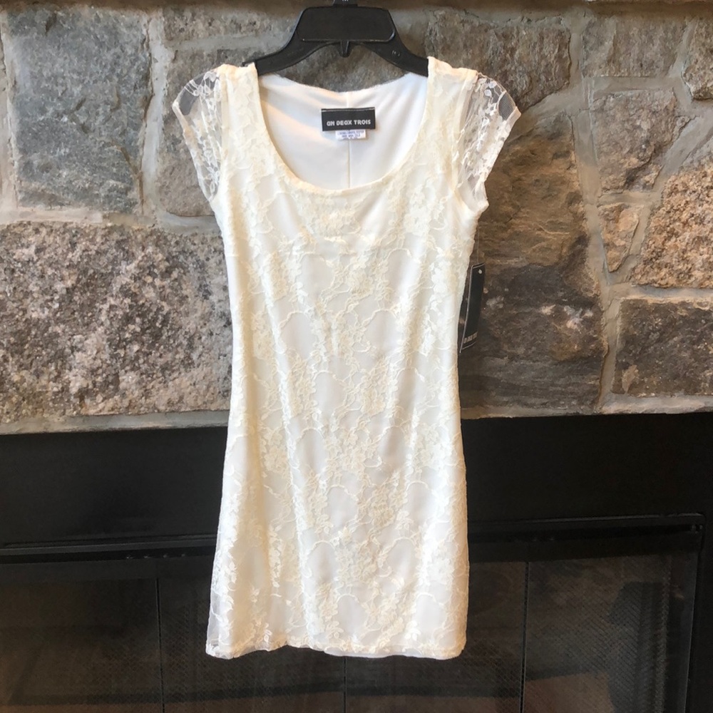 Un Deux Trois girls party dress